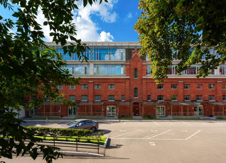 Платформа: Вид здания